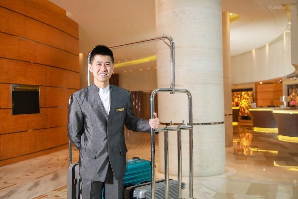Hilton Shanghai City Center -Steps From Iconic Landmarks Wukang Mansion And Jing'An Temple Exterior foto